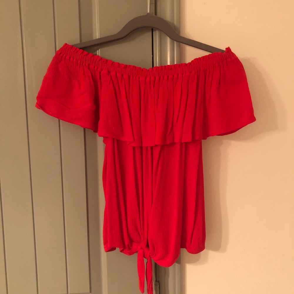 Off-Shoulder Top